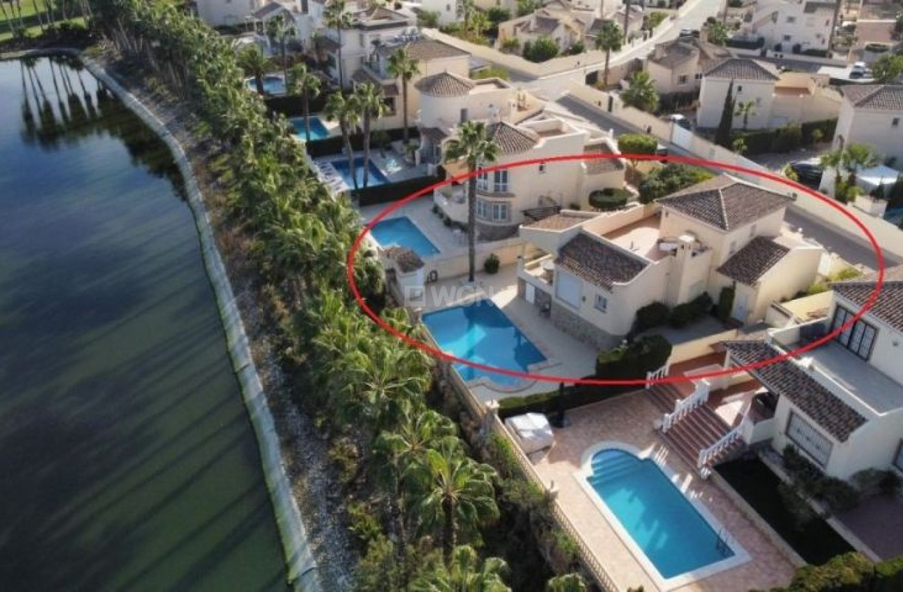 Odsprzedaż - Villa - Orihuela Costa - Costa Blanca