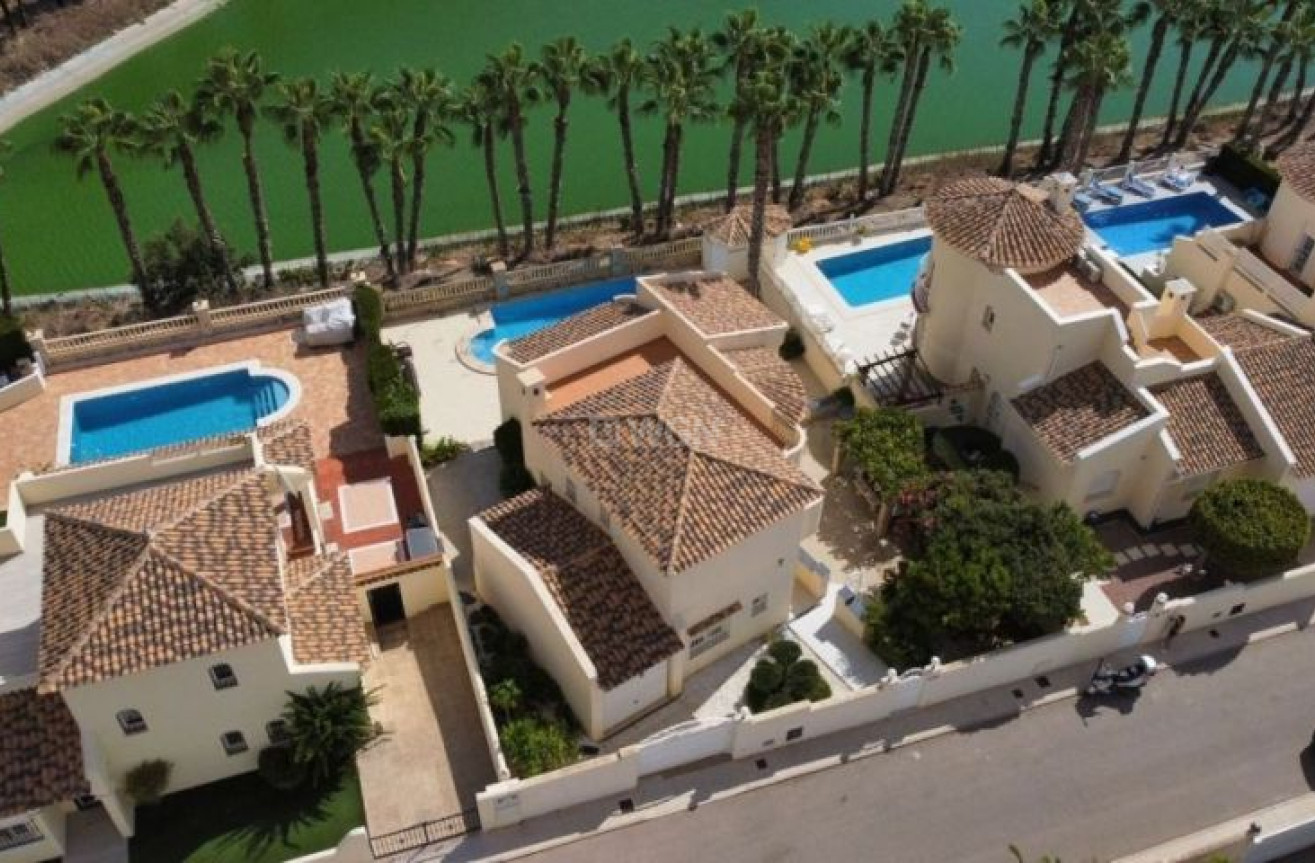 Odsprzedaż - Villa - Orihuela Costa - Costa Blanca