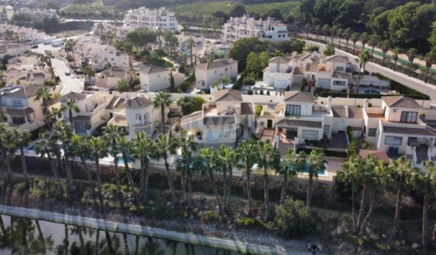 Odsprzedaż - Villa - Orihuela Costa - Costa Blanca