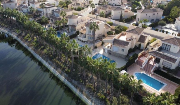 Odsprzedaż - Villa - Orihuela Costa - Costa Blanca