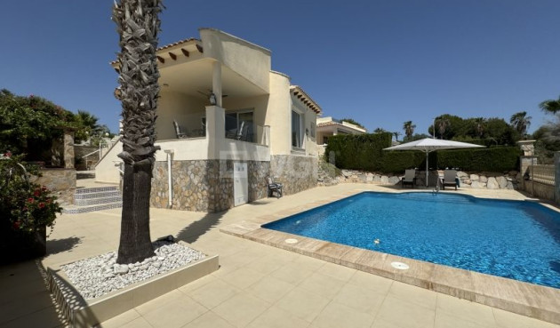 Odsprzedaż - Villa - Orihuela Costa - Costa Blanca