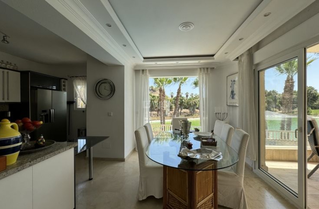 Odsprzedaż - Villa - Orihuela Costa - Costa Blanca
