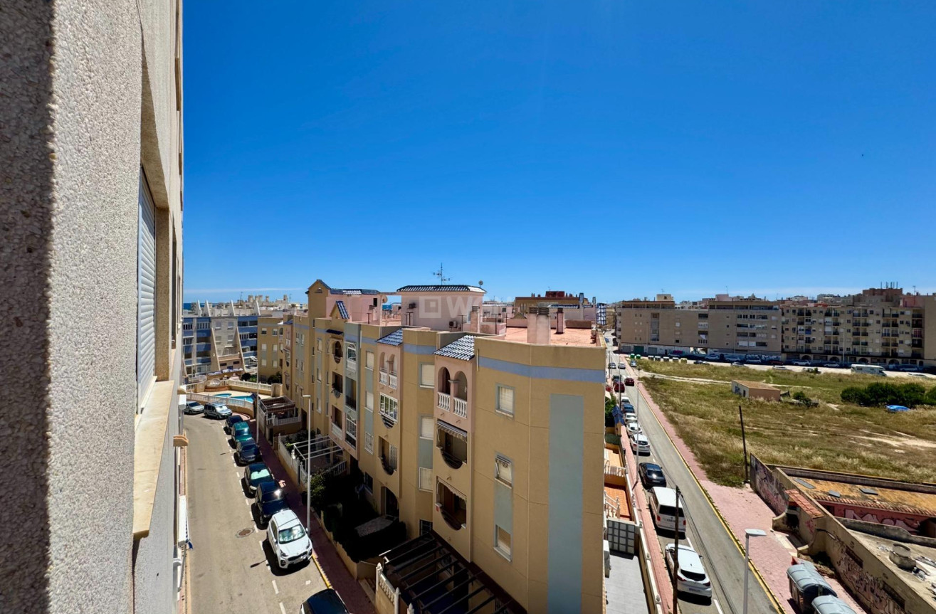 Odsprzedaż - Mieszkanie w bloku - Torrevieja - Gaspar Perrelló