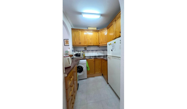 Odsprzedaż - Mieszkanie w bloku - Torrevieja - Acequion