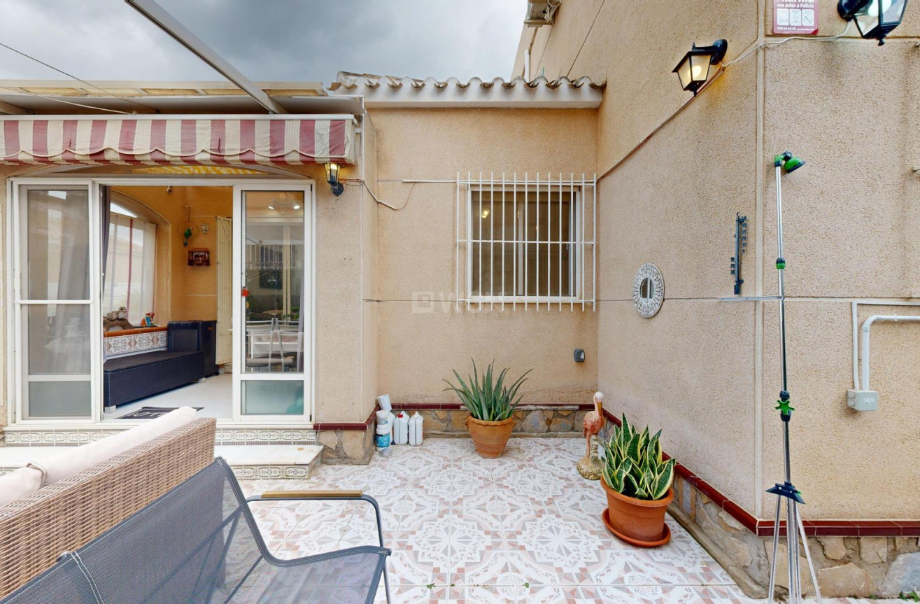 Odsprzedaż - Villa - San Miguel de Salinas - 03193