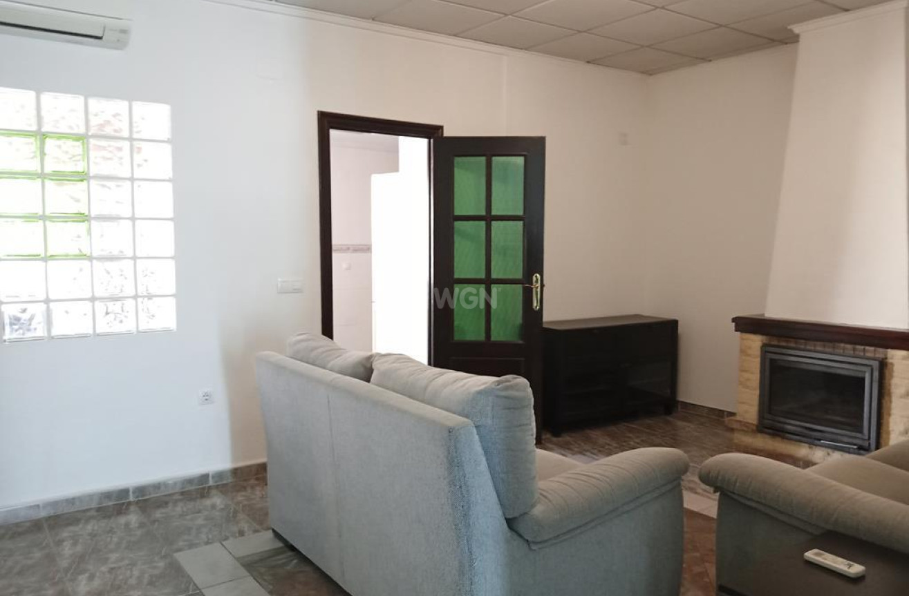 Odsprzedaż - Villa - Los Montesinos - PUEBLO CENTRO