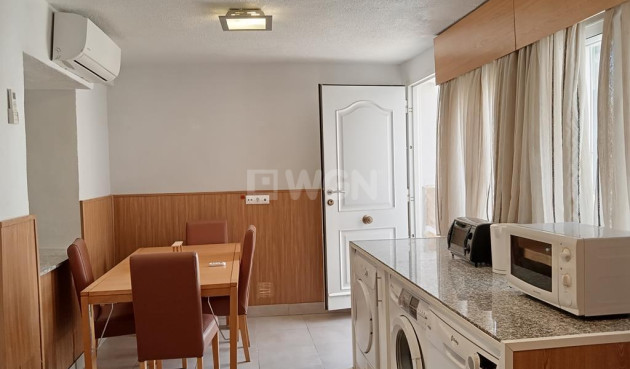 Odsprzedaż - Villa - Los Montesinos - PUEBLO CENTRO