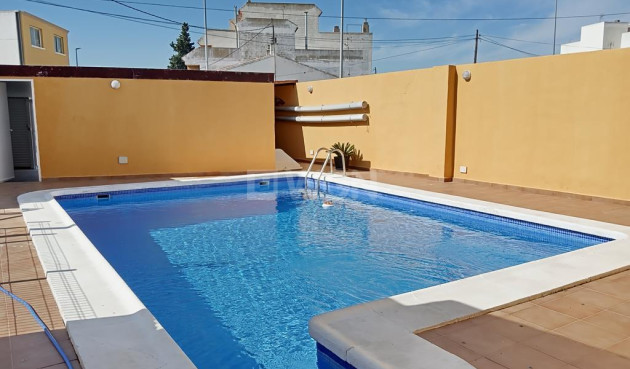 Odsprzedaż - Villa - Los Montesinos - PUEBLO CENTRO
