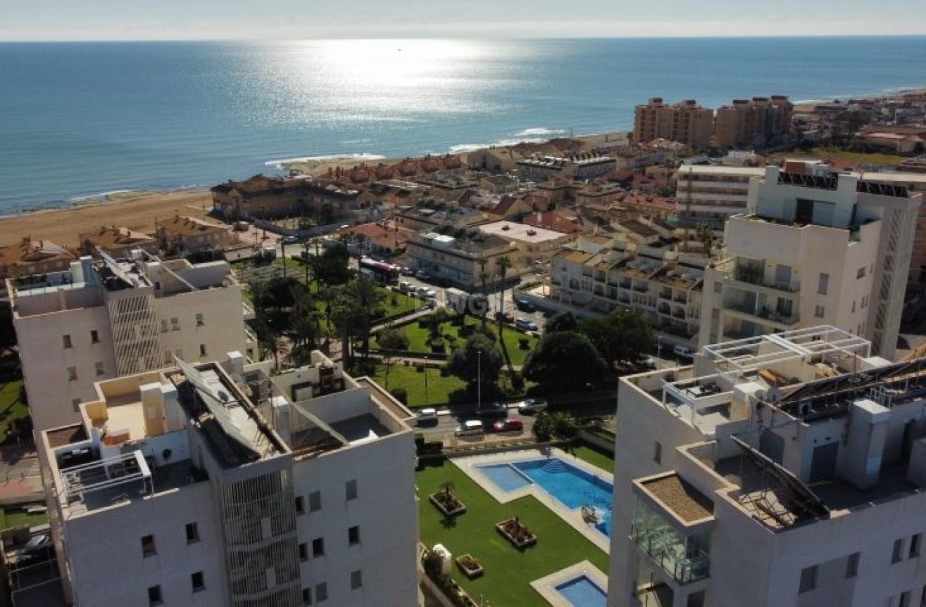 Odsprzedaż - Mieszkanie w bloku - Torrevieja - Costa Blanca