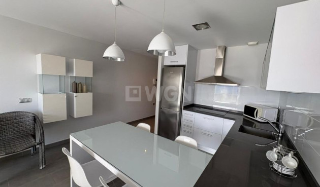 Odsprzedaż - Mieszkanie w bloku - Torrevieja - Costa Blanca