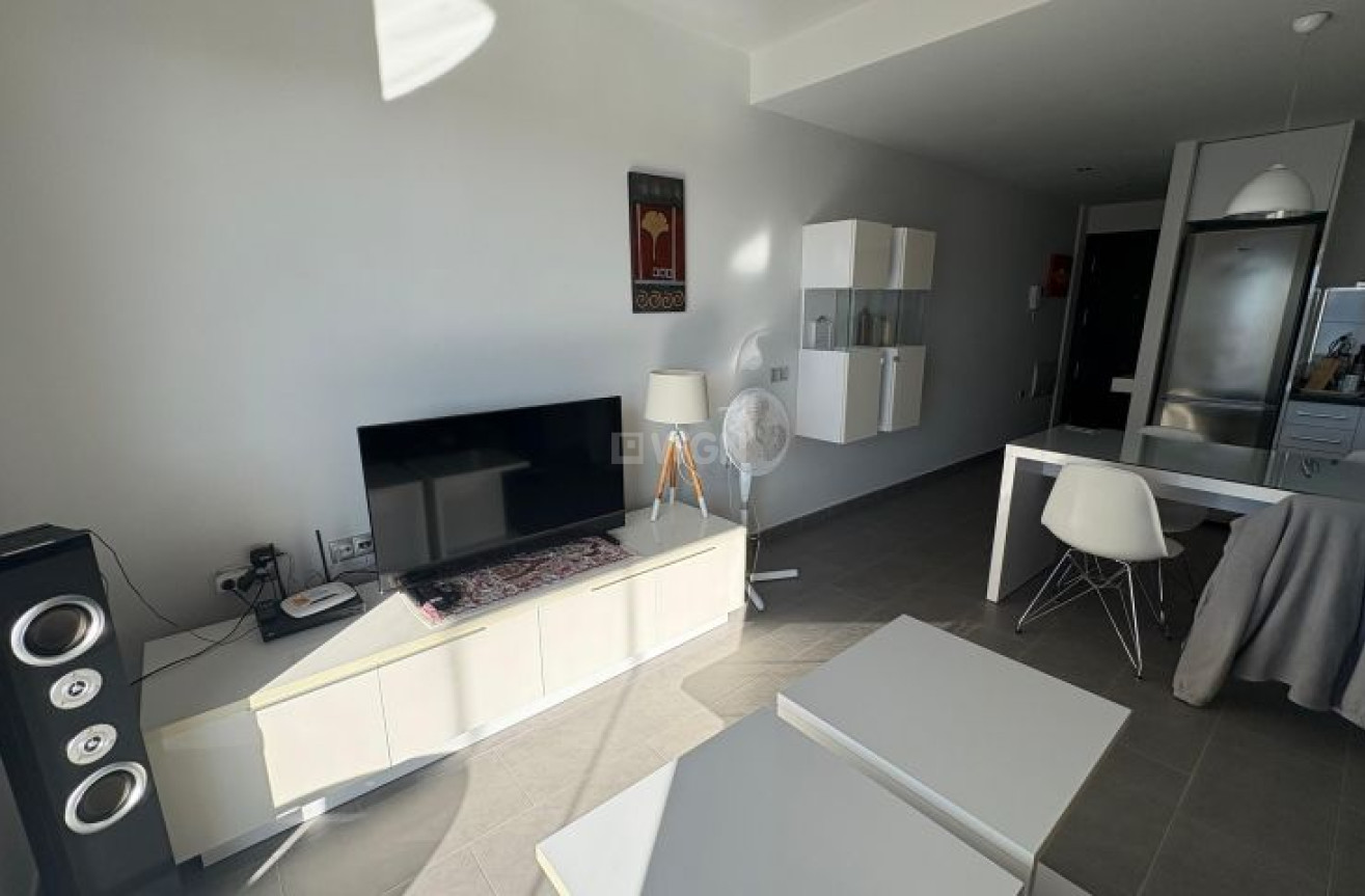 Odsprzedaż - Mieszkanie w bloku - Torrevieja - Costa Blanca