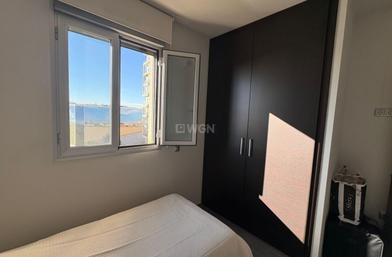Odsprzedaż - Mieszkanie w bloku - Torrevieja - Costa Blanca