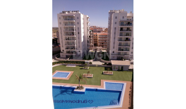 Odsprzedaż - Mieszkanie w bloku - Torrevieja - Costa Blanca