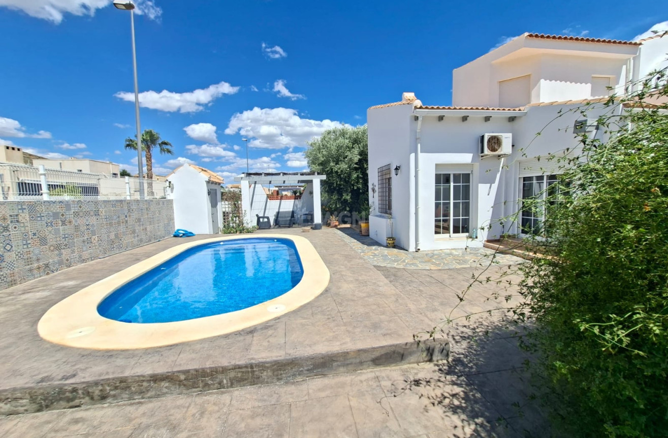 Resale - Villa - Fortuna - Inland