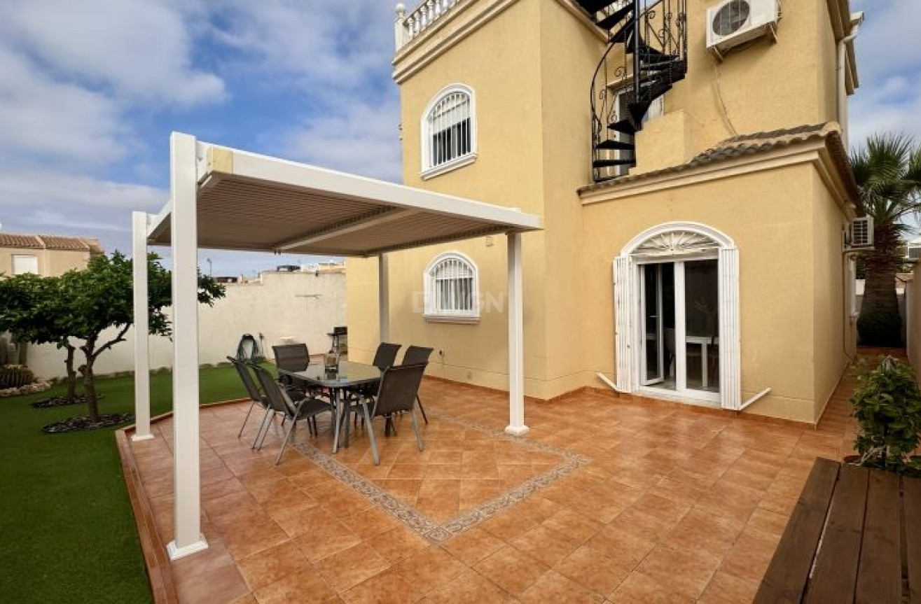 Odsprzedaż - Villa - Torrevieja - Costa Blanca
