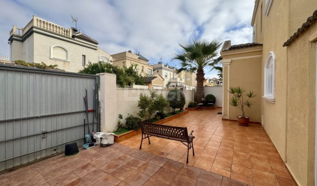 Odsprzedaż - Villa - Torrevieja - Costa Blanca