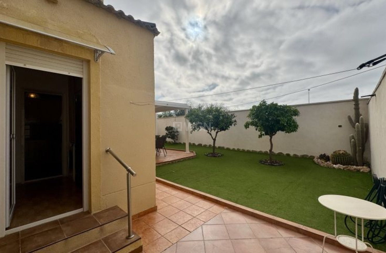 Odsprzedaż - Villa - Torrevieja - Costa Blanca