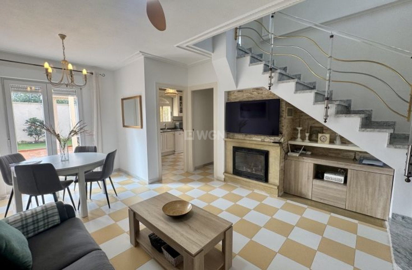 Odsprzedaż - Villa - Torrevieja - Costa Blanca