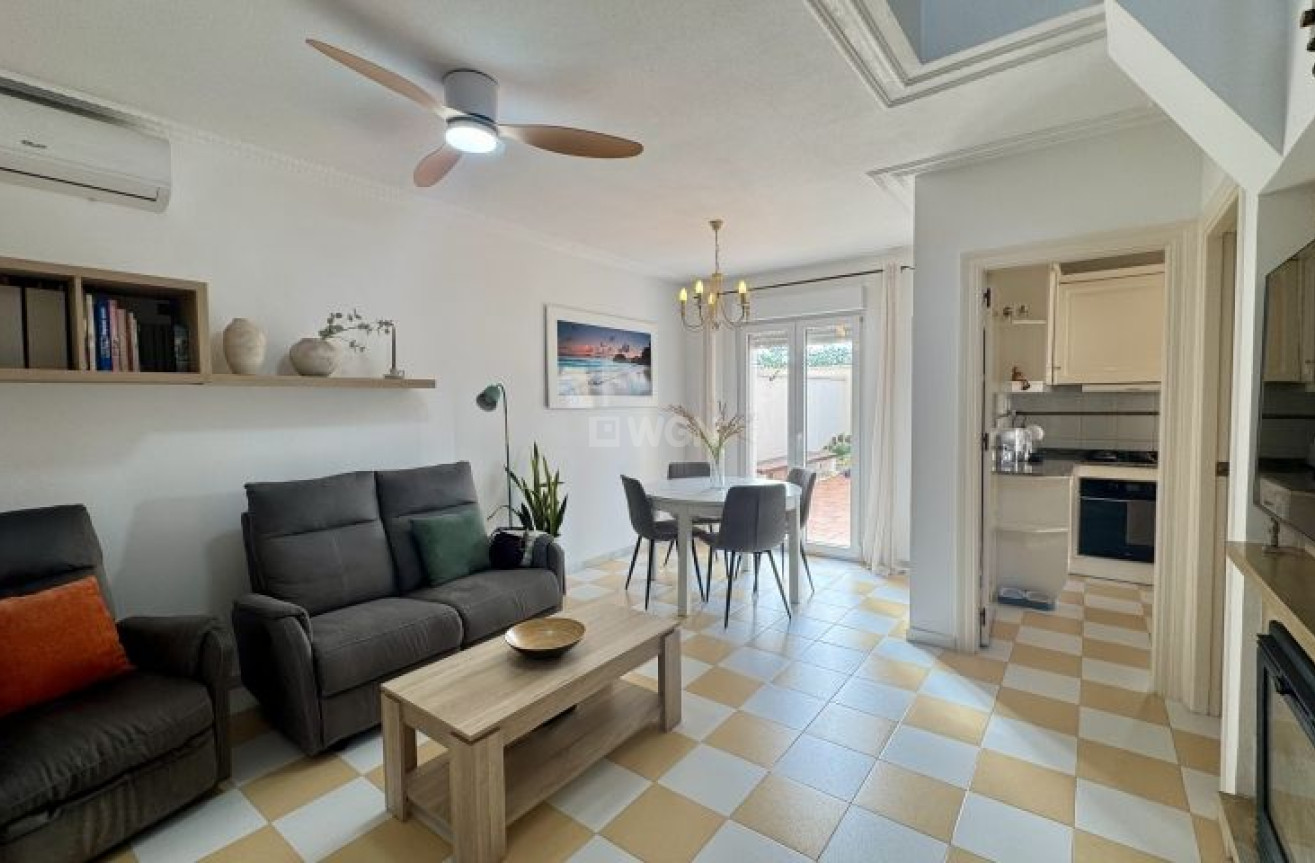 Odsprzedaż - Villa - Torrevieja - Costa Blanca
