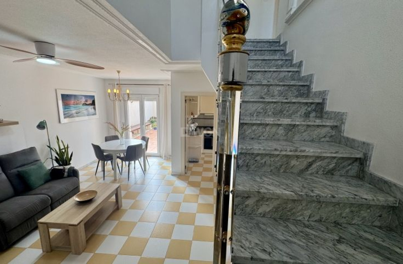 Odsprzedaż - Villa - Torrevieja - Costa Blanca