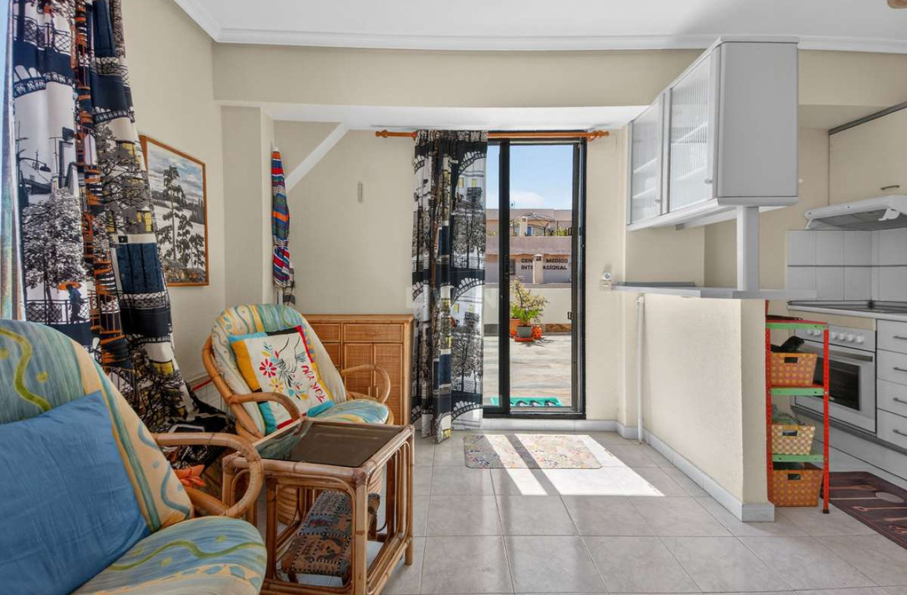 Odsprzedaż - Mieszkanie w bloku - Punta Prima - Costa Blanca