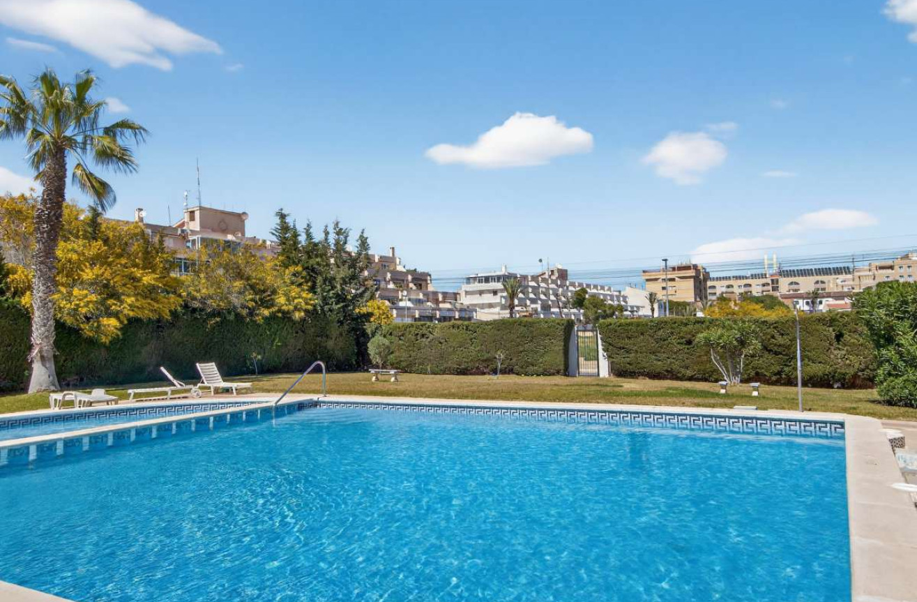 Odsprzedaż - Mieszkanie w bloku - Punta Prima - Costa Blanca