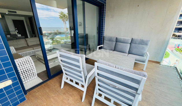Odsprzedaż - Mieszkanie w bloku - Punta Prima - Costa Blanca