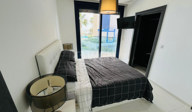 Odsprzedaż - Mieszkanie w bloku - Punta Prima - Costa Blanca