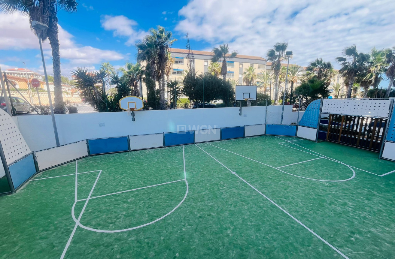 Odsprzedaż - Mieszkanie w bloku - Punta Prima - Costa Blanca