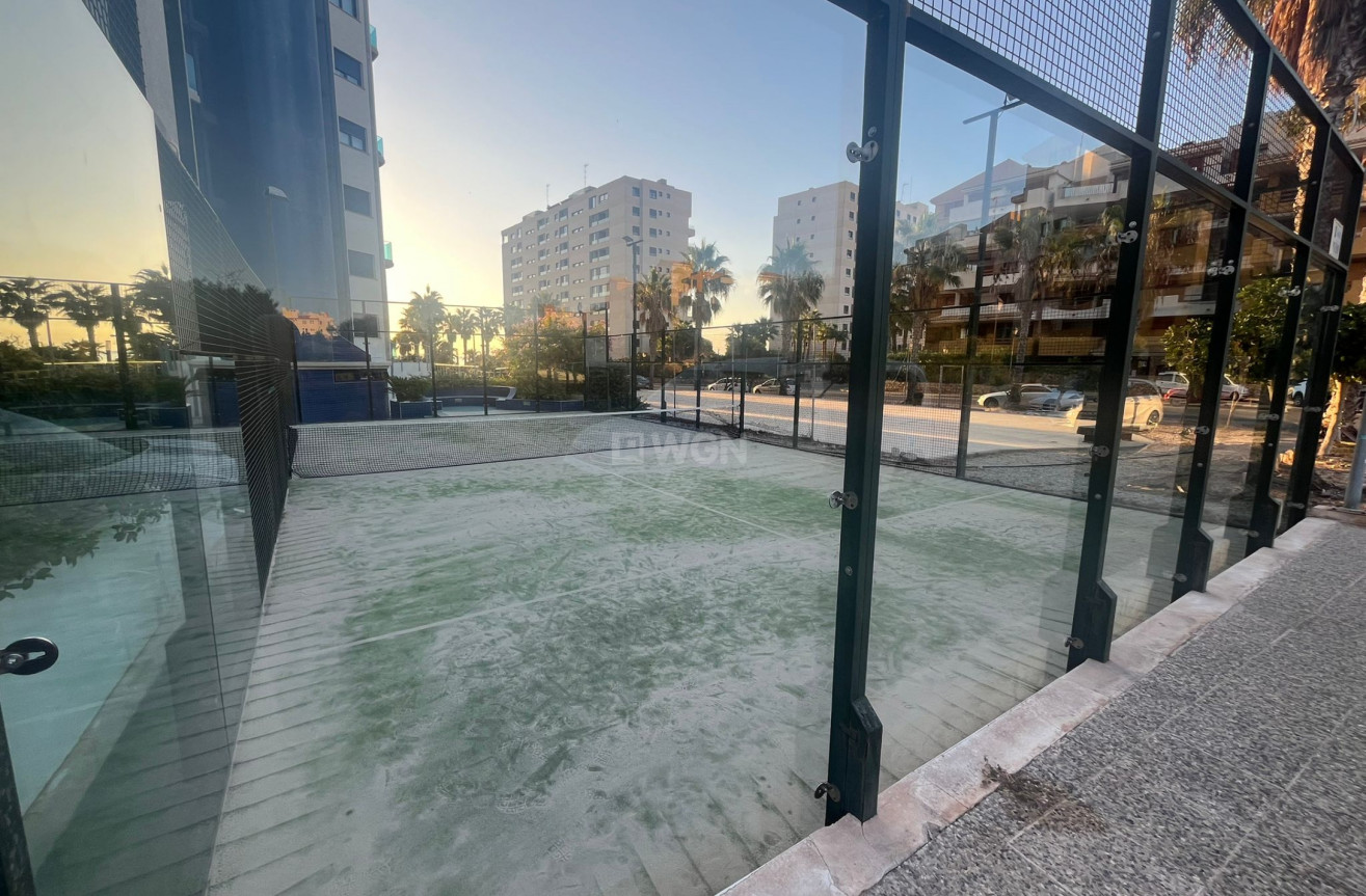 Odsprzedaż - Mieszkanie w bloku - Punta Prima - Costa Blanca