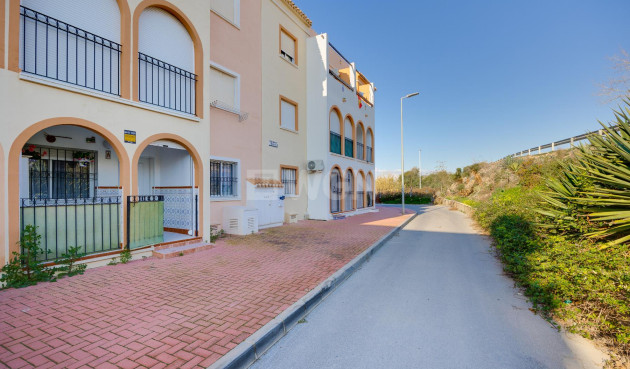 Odsprzedaż - Bungalow - Torrevieja - Costa Blanca