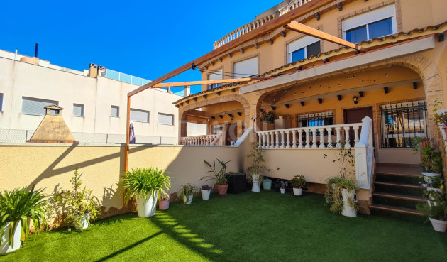 Odsprzedaż - Kamienica - Guardamar del Segura - Costa Blanca