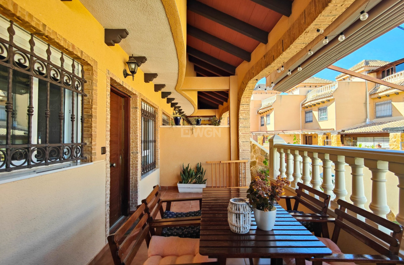 Odsprzedaż - Kamienica - Guardamar del Segura - Costa Blanca