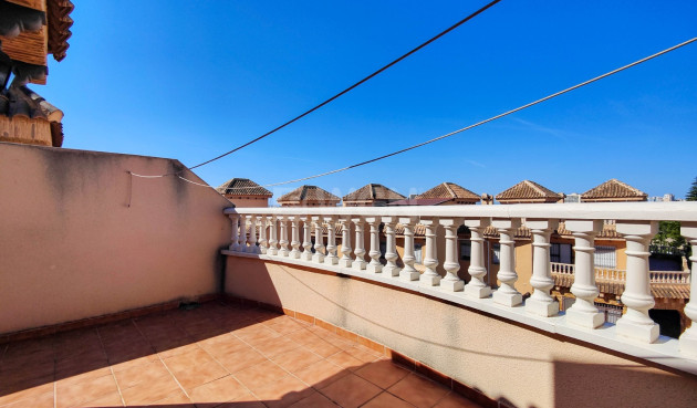 Odsprzedaż - Kamienica - Guardamar del Segura - Costa Blanca