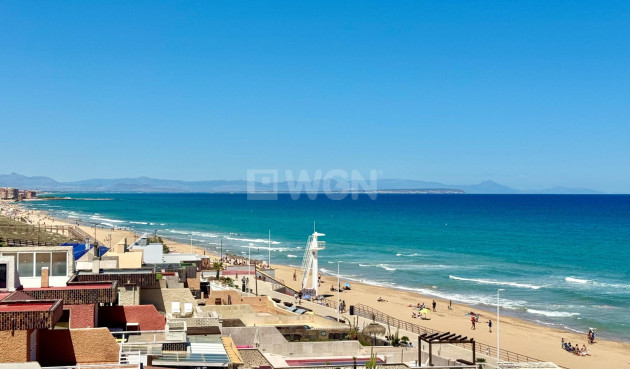 Odsprzedaż - Mieszkanie w bloku - Torrevieja - Torre La Mata