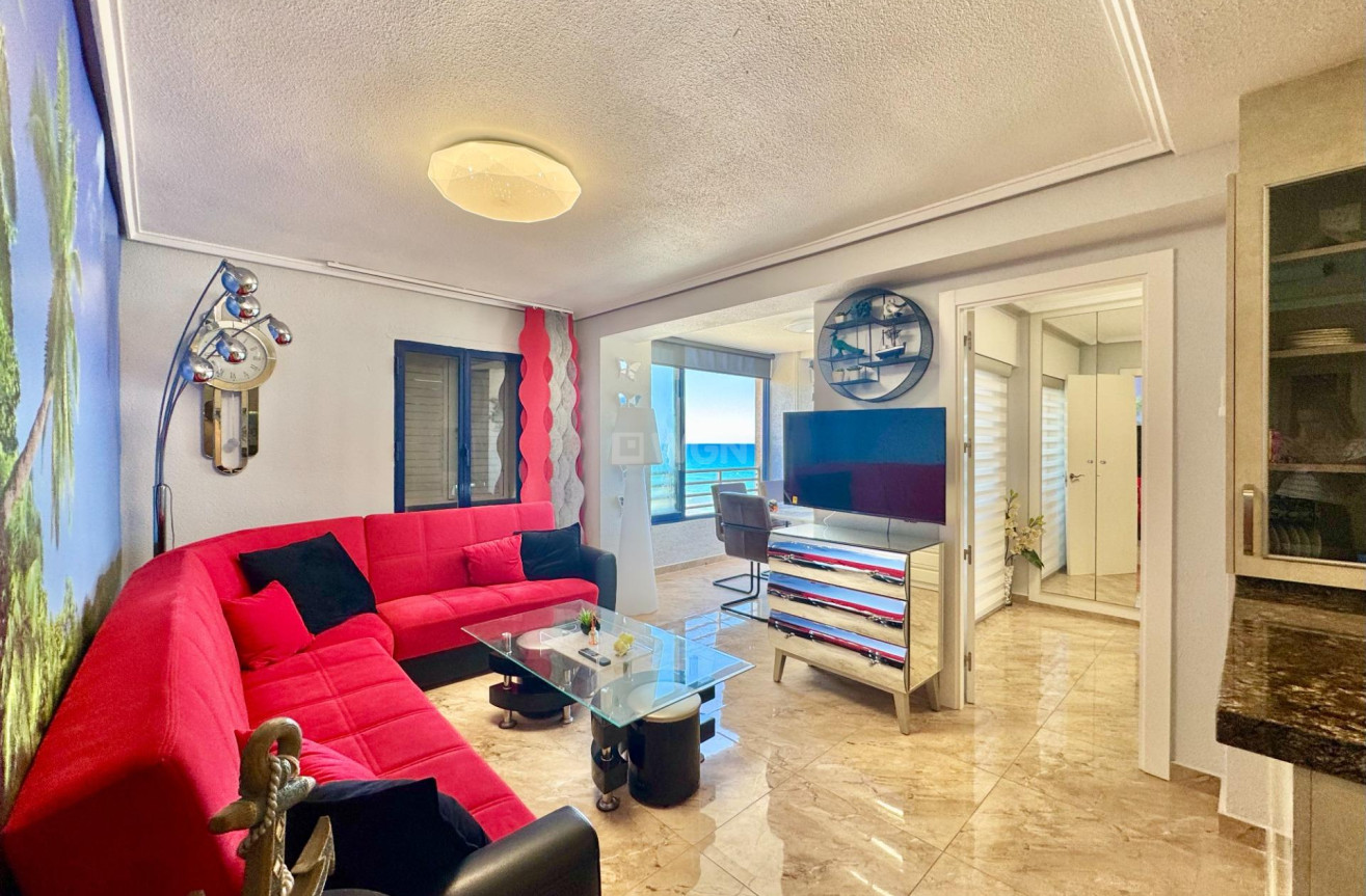 Odsprzedaż - Mieszkanie w bloku - Torrevieja - Torre La Mata
