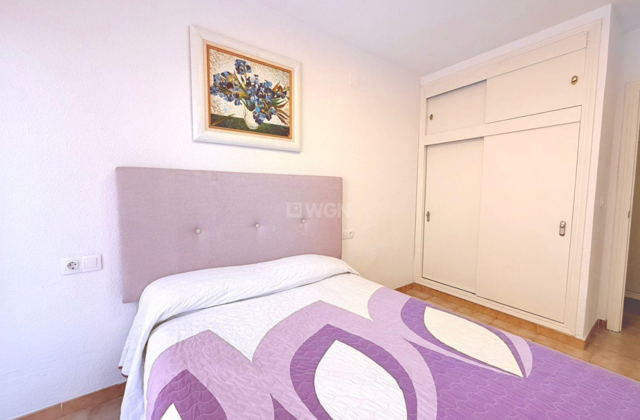 Odsprzedaż - Mieszkanie w bloku - Torrevieja - Centro