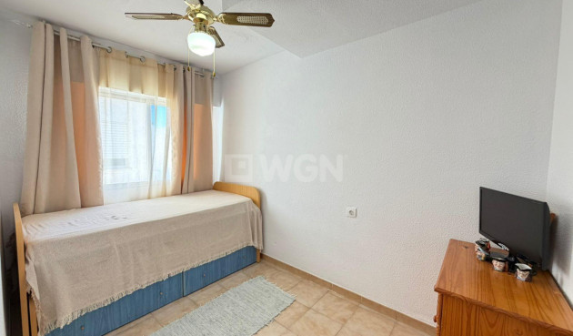 Odsprzedaż - Mieszkanie w bloku - Torrevieja - Centro