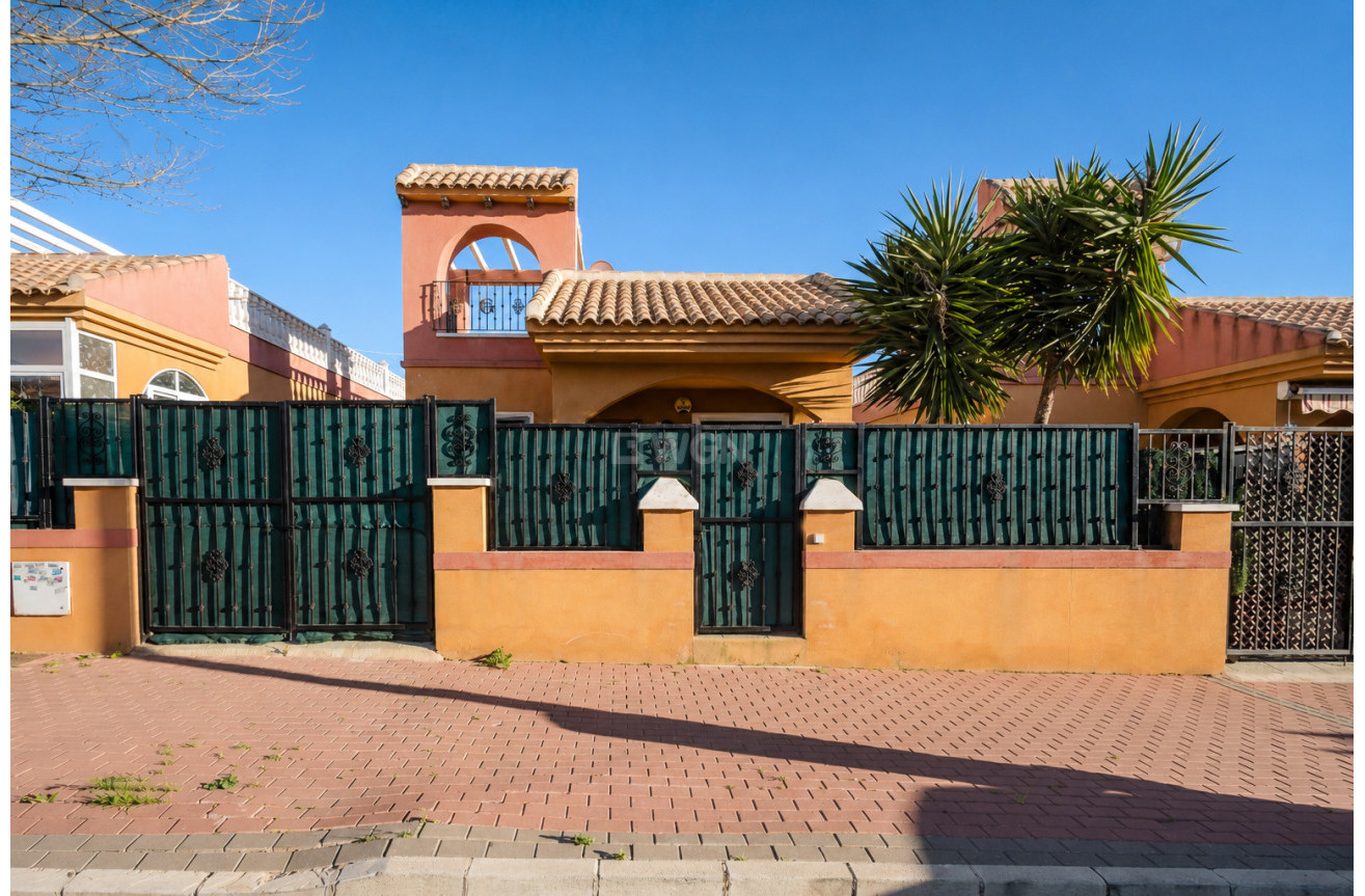 Odsprzedaż - Villa - Torrevieja - Costa Blanca