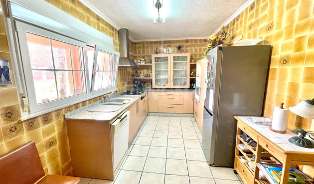 Odsprzedaż - Villa - Benijofar - Costa Blanca