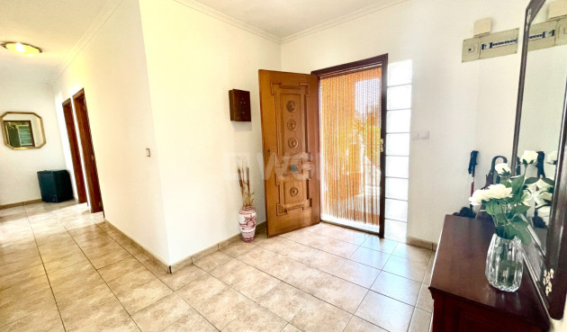 Odsprzedaż - Villa - Benijofar - Costa Blanca