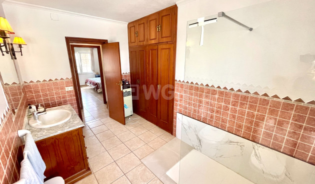 Odsprzedaż - Villa - Benijofar - Costa Blanca