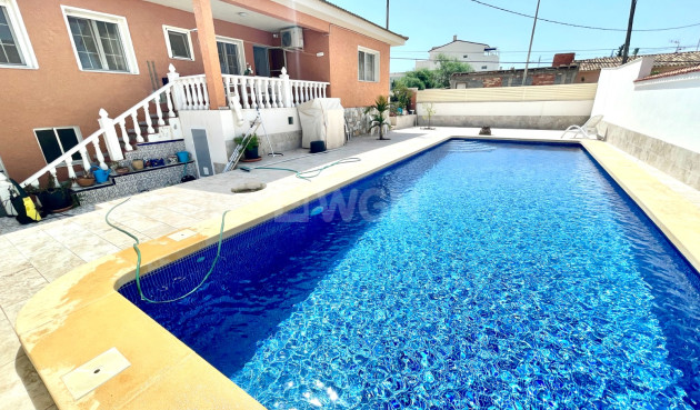 Odsprzedaż - Villa - Benijofar - Costa Blanca