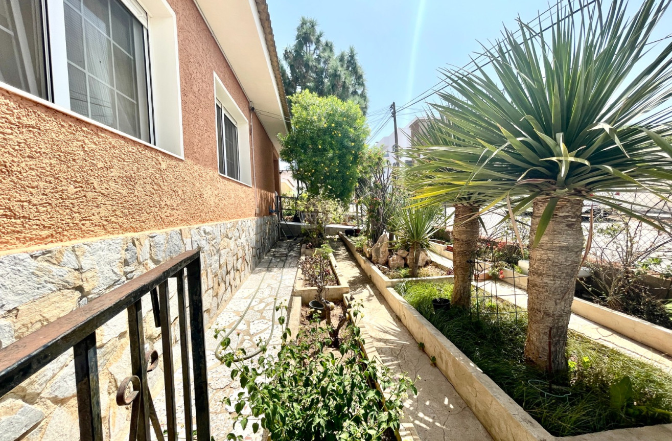 Odsprzedaż - Villa - Benijofar - Costa Blanca