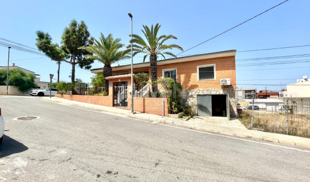 Odsprzedaż - Villa - Benijofar - Costa Blanca