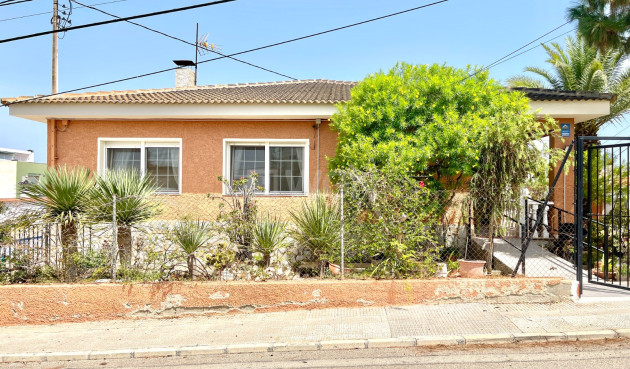Odsprzedaż - Villa - Benijofar - Costa Blanca