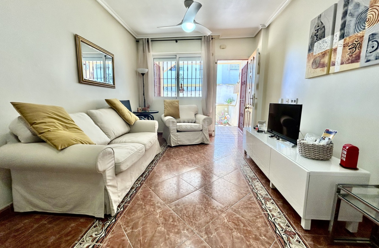Odsprzedaż - Mieszkanie w bloku - La Zenia - Costa Blanca