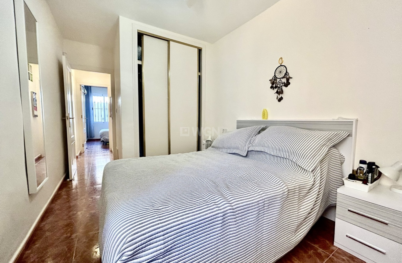 Odsprzedaż - Mieszkanie w bloku - La Zenia - Costa Blanca