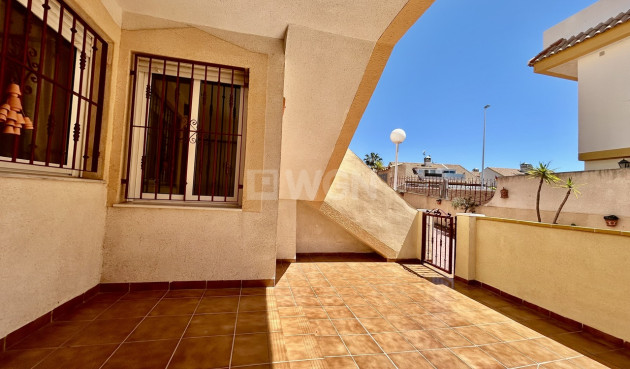 Odsprzedaż - Mieszkanie w bloku - La Zenia - Costa Blanca