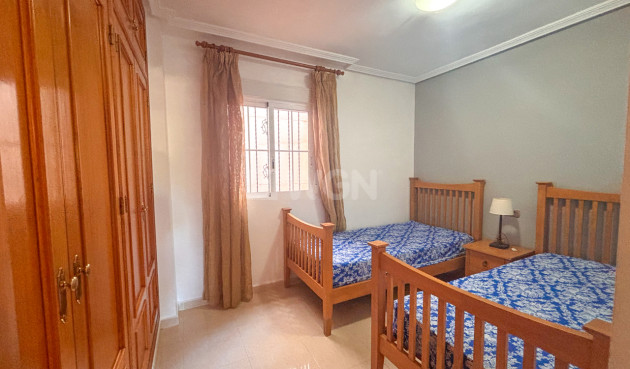 Resale - Apartment / flat - Cabo Roig - Costa Blanca